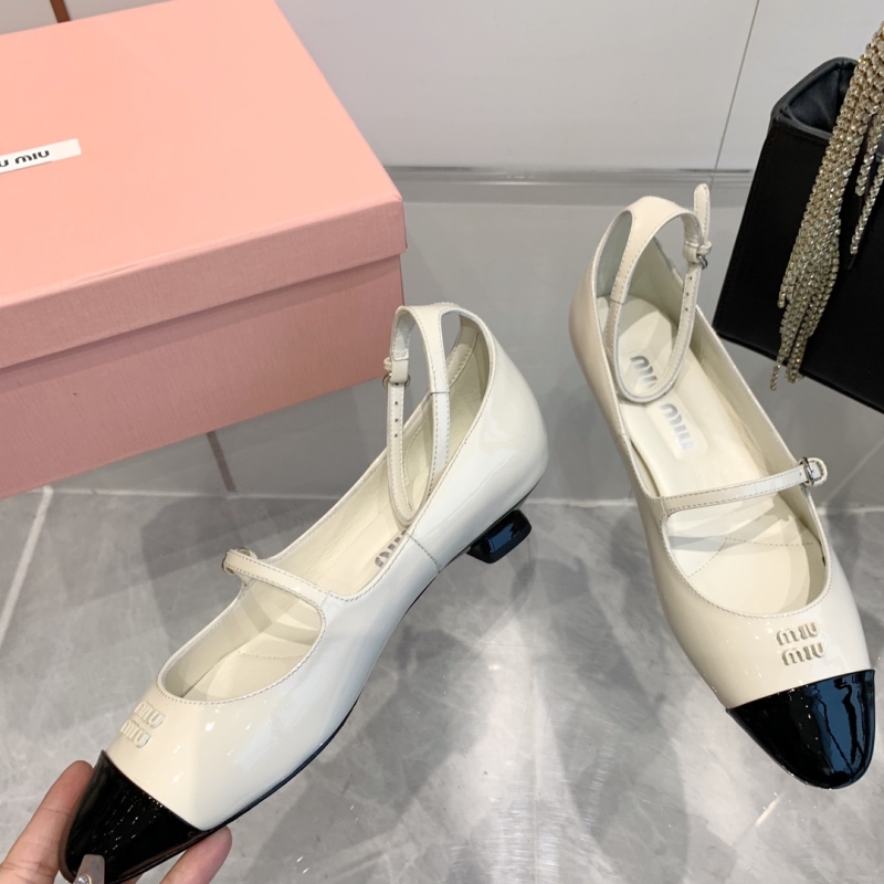 Miu Miu flat shoes